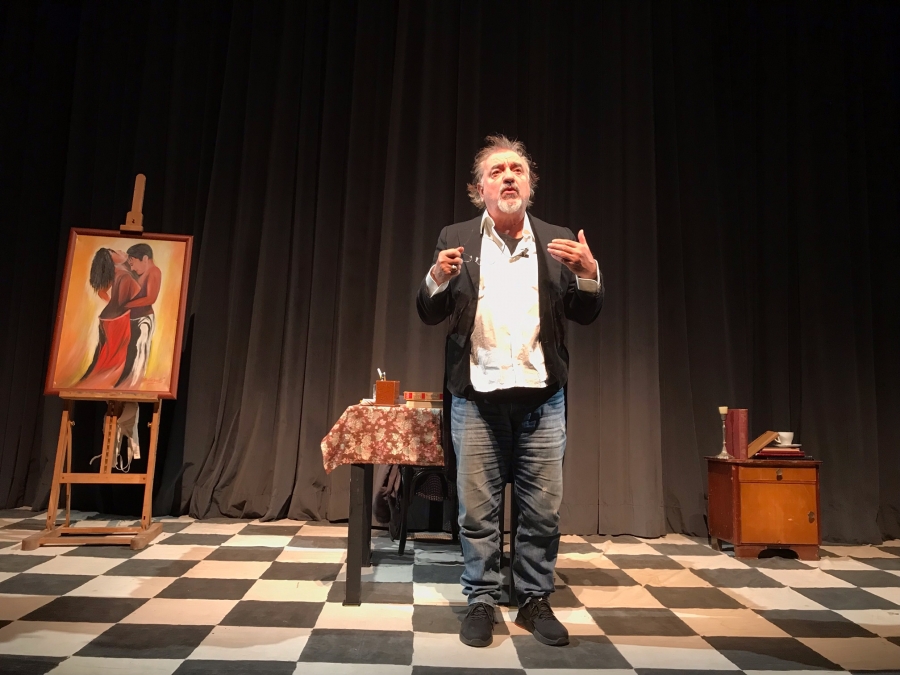 &laquo;&Psi;&upsilon;&chi;&omicron;&lambda;&omicron;&gamma;ί&alpha; &Sigma;&upsilon;&rho;&iota;&alpha;&nu;&omicron;ύ &sigma;&upsilon;&zeta;ύ&gamma;&omicron;&upsilon;&raquo; &tau;&omicron;&upsilon; &Epsilon;&mu;&mu;&alpha;&nu;&omicron;&upsilon;ή&lambda; &Rho;&omicron;ΐ&delta;&eta;  &Theta;&epsilon;&alpha;&tau;&rho;&iota;&kappa;ή &pi;&alpha;&rho;ά&sigma;&tau;&alpha;&sigma;&eta; - &alpha;&nu;&alpha;&lambda;ό&gamma;&iota;&omicron;  &mu;&epsilon; &tau;&omicron;&nu; &Mu;&iota;&chi;ά&lambda;&eta; &Mu;&eta;&tau;&rho;&omicron;ύ&sigma;&eta;