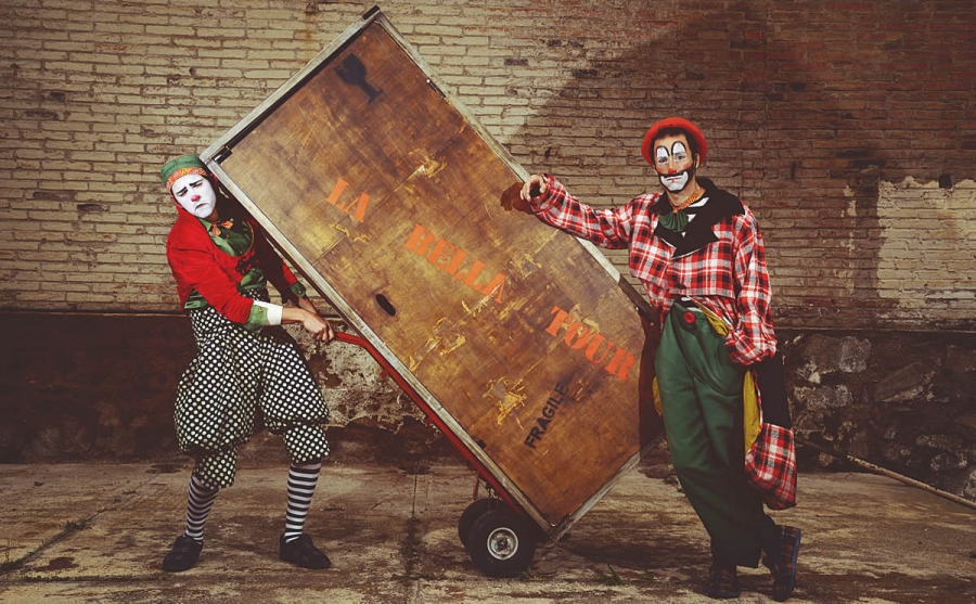 LA BELLA TOUR (&Iota;&sigma;&pi;&alpha;&nu;ί&alpha;)