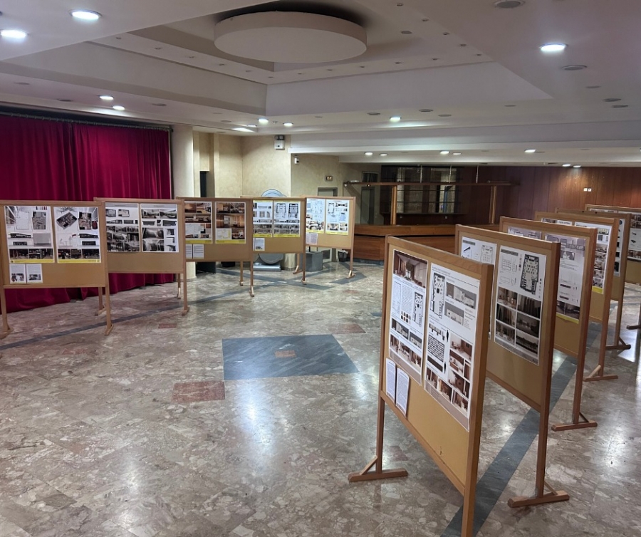 Έ&kappa;&theta;&epsilon;&sigma;&eta; &laquo;&Phi;&omega;&tau;ί&zeta;&omicron;&nu;&tau;&alpha;&sigmaf; &tau;' &Alpha;&sigma;&tau;έ&rho;&iota;&alpha;! &Phi;&omega;&sigmaf; &kappa;&alpha;&iota; &Alpha;&rho;&chi;&iota;&tau;&epsilon;&kappa;&tau;&omicron;&nu;&iota;&kappa;ή&raquo;