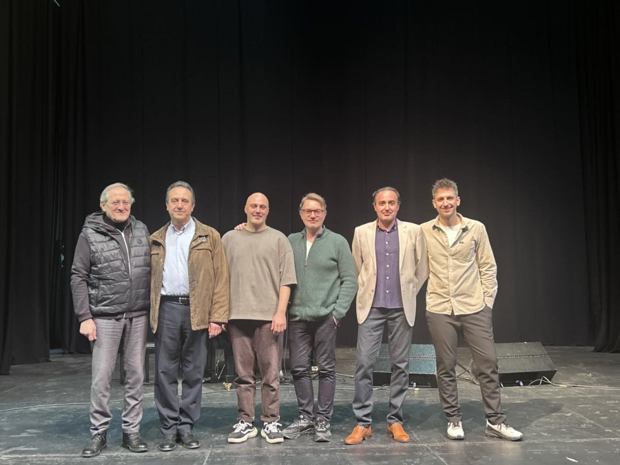 &Delta;&iota;&epsilon;&theta;&nu;ή&sigmaf; &Eta;&mu;έ&rho;&alpha; &Mu;&nu;ή&mu;&eta;&sigmaf; &Theta;&upsilon;&mu;ά&tau;&omega;&nu; &tau;&omicron;&upsilon; &Omicron;&lambda;&omicron;&kappa;&alpha;&upsilon;&tau;ώ&mu;&alpha;&tau;&omicron;&sigmaf;