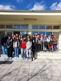 &Tau;&Omicron; &Delta;&Eta;&Pi;&Epsilon;&Theta;&Epsilon; &Sigma;&Epsilon;&Rho;&Rho;&Omega;&Nu; &Kappa;&Omicron;&Nu;&Tau;&Alpha; &Sigma;&Tau;&Alpha; &Sigma;&Chi;&Omicron;&Lambda;&Epsilon;&Iota;&Alpha; &Tau;&Eta;&Sigma; &Delta;&Epsilon;&Upsilon;&Tau;&Epsilon;&Rho;&Omicron;&Beta;&Alpha;&Theta;&Mu;&Iota;&Alpha;&Sigma; &Epsilon;&Kappa;&Pi;&Alpha;&Iota;&Delta;&Epsilon;&Upsilon;&Sigma;&Eta;&Sigma;