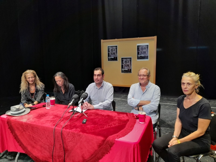 &Sigma;&upsilon;&nu;έ&nu;&tau;&epsilon;&upsilon;&xi;&eta; &Tau;ύ&pi;&omicron;&upsilon; &epsilon;&nu; ό&psi;&epsilon;&iota; &tau;&eta;&sigmaf; &pi;&alpha;&rho;ά&sigma;&tau;&alpha;&sigma;&eta;&sigmaf; "&Epsilon;&upsilon;&mu;&epsilon;&nu;ί&delta;&epsilon;&sigmaf;"