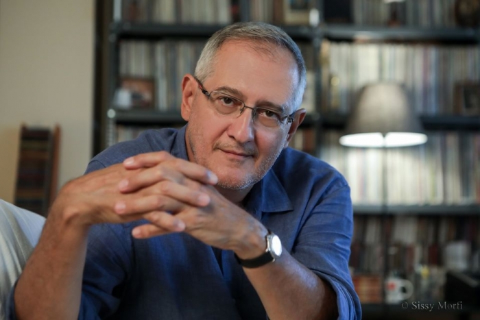 &Gamma;&iota;ώ&rho;&gamma;&omicron;&sigmaf; &Alpha;&nu;&delta;&rho;έ&omicron;&upsilon;: &Mu;ή&nu;&upsilon;&mu;&alpha; &tau;&omicron;&upsilon; &Kappa;&alpha;&lambda;&lambda;&iota;&tau;&epsilon;&chi;&nu;&iota;&kappa;&omicron;ύ &Delta;&iota;&epsilon;&upsilon;&theta;&upsilon;&nu;&tau;ή &gamma;&iota;&alpha; &tau;&eta;&nu; &Pi;&alpha;&gamma;&kappa;ό&sigma;&mu;&iota;&alpha; &eta;&mu;έ&rho;&alpha; &Theta;&epsilon;ά&tau;&rho;&omicron;&upsilon;