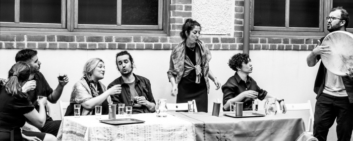 &laquo;&Beta;&Upsilon;&Zeta;&Alpha;&Nu;&Tau;&Iota;&Nu;&Epsilon;&Sigma; &Sigma;&Epsilon;&Rho;&Rho;&Epsilon;&Sigma;&raquo; &Mu;&omicron;&upsilon;&sigma;&iota;&kappa;&omicron;&theta;&epsilon;&alpha;&tau;&rho;&iota;&kappa;ή &pi;&alpha;&rho;ά&sigma;&tau;&alpha;&sigma;&eta; &laquo;&Upsilon;&pi;έ&rho; &Xi;&epsilon;&nu;&iota;&tau;&epsilon;&mu;έ&nu;&omega;&nu;&raquo;