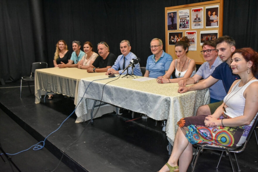 &Alpha;&Pi;&Omicron; &Tau;&Eta;&Nu; &Sigma;&Upsilon;&Nu;&Epsilon;&Nu;&Tau;&Epsilon;&Upsilon;&Xi;&Eta; &Tau;&Upsilon;&Pi;&Omicron;&Upsilon; &Pi;&Omicron;&Upsilon; &Delta;&Omicron;&Theta;&Eta;&Kappa;&Epsilon; &Tau;&Eta;&Nu; &Delta;&Epsilon;&Upsilon;&Tau;&Epsilon;&Rho;&Alpha; 3 &Iota;&Omicron;&Upsilon;&Lambda;&Iota;&Omicron;&Upsilon;  &Epsilon;&Nu;&Omicron;&Psi;&Epsilon;&Iota; &Tau;&Eta;&Sigma; &Pi;&Rho;&Epsilon;&Mu;&Iota;&Epsilon;&Rho;&Alpha;&Sigma; &Tau;&Omicron;&Upsilon; &Epsilon;&Rho;&Gamma;&Omicron;&Upsilon; &laquo;&Omicron; &Zeta;&Eta;&Lambda;&Iota;&Alpha;&Rho;&Omicron;&Gamma;&Alpha;&Tau;&Omicron;&Sigma;&raquo;